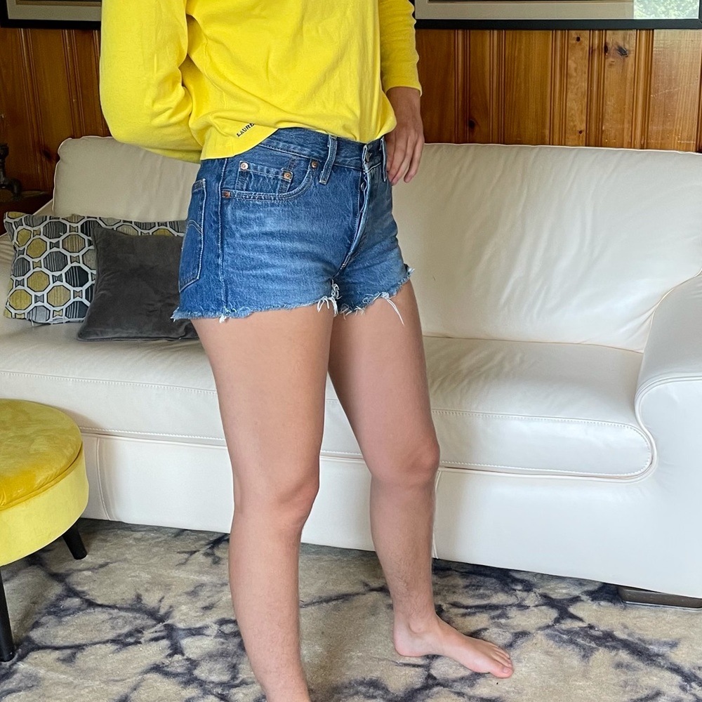 Levi’s 501 vintage jean short - Picture 3 of 6